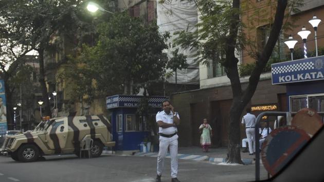 Security arrangement outside the house of Trinamool Congress leader Abhishek Banerjee in Kolkata.(Arijit Sen/HT Photo)