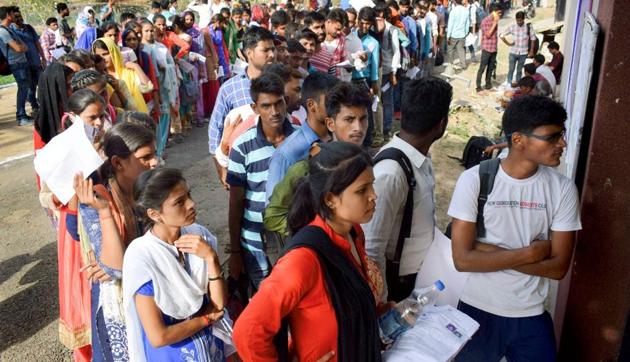 HSSC 2018 exam results for male, female constable (GD) has been released (File) HSSC 2018 exam results for male, female constable (GD) has been released (File)