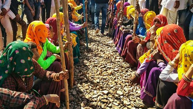 Members of the Gujjar community hold a dharna demanding reservation, in Sawai Madhopur, Saturday, Feb 9, 2019.(PTI file photo) Members of the Gujjar community hold a dharna demanding reservation, in Sawai Madhopur, Saturday, Feb 9, 2019.(PTI file photo)