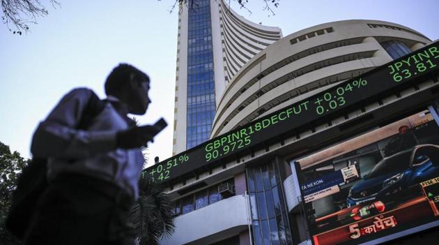 Views of the RBI And BSE. (Bloomberg) Views of the RBI And BSE. (Bloomberg)