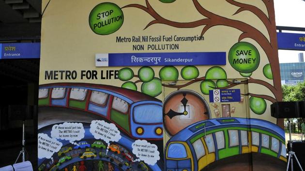Though the DMRC covers a small section of Gurugram - from Sikandepur to Huda City Centre -and was developed to cater to Gurugram’s growing business hubs, yet in recent years there has been a major push for the Delhi Metro’s expansion to the older parts of Gurugram. (HT Photo) Though the DMRC covers a small section of Gurugram - from Sikandepur to Huda City Centre -and was developed to cater to Gurugram’s growing business hubs, yet in recent years there has been a major push for the Delhi Metro’s expansion to the older parts of Gurugram. (HT Photo)