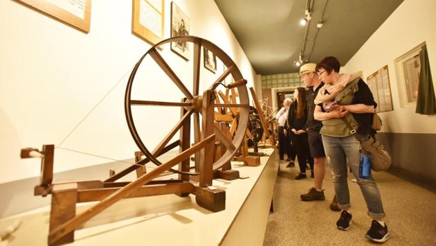 Tourists look at the charkhas during their visit to Gandhi Museum. Delhi Tourism, to commemorate the 150 birth anniversary of Gandhi, has brought out a calendar featuring Kasturba Kutir and 11 other places associated with Gandhi in the capital. “Our endeavour is to promote the city as a place to learn about the life and times of Gandhi,” said Sudhir Sobti, chief manager, public relations, Delhi Tourism. (Sanjeev Verma / HT Photo)