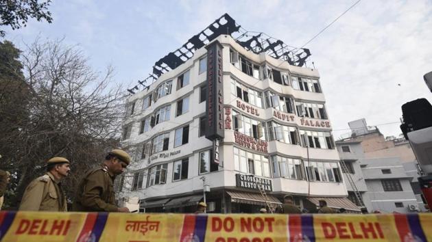 A fire, believed to have originated in the ducting and later spreading into the rooms, broke out at a hotel in central Delhi’s Karol Bagh area early Tuesday, leaving 17 persons dead and two injured. At least 35 people were rescued from the hotel located in the popular shopping district after Delhi Fire Service officials received a call at 4:35am. (Biplov Bhuyan / HT Photo) A fire, believed to have originated in the ducting and later spreading into the rooms, broke out at a hotel in central Delhi’s Karol Bagh area early Tuesday, leaving 17 persons dead and two injured. At least 35 people were rescued from the hotel located in the popular shopping district after Delhi Fire Service officials received a call at 4:35am. (Biplov Bhuyan / HT Photo)