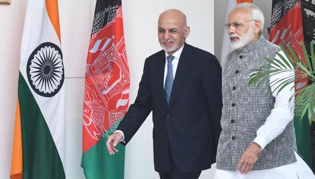 Prime Minister Narendra Modi with Afghanistan President Ashraf Ghani at Hyderabad House in New Delhi, 2017.(Mohd Zakir/HT PHOTO)