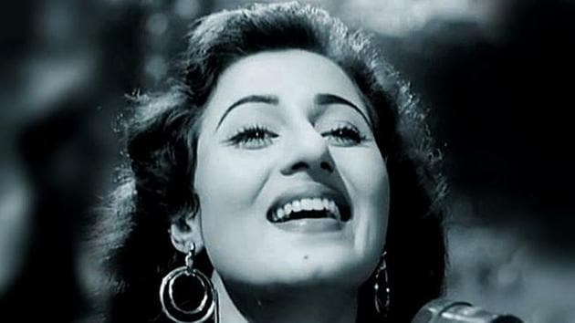 Madhubala in a still from the film Howrah Bridge.