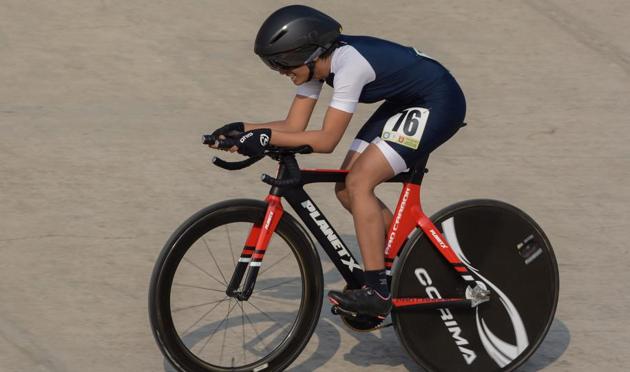 Anjali Ranawade in action during the girls under-17 2-km individual pursuit at 64th national school games being held at Shiv Chhatrapati sports complex, Balewadi on Wednesday. (Milind Saurkar/HT Photo) Anjali Ranawade in action during the girls under-17 2-km individual pursuit at 64th national school games being held at Shiv Chhatrapati sports complex, Balewadi on Wednesday. (Milind Saurkar/HT Photo)