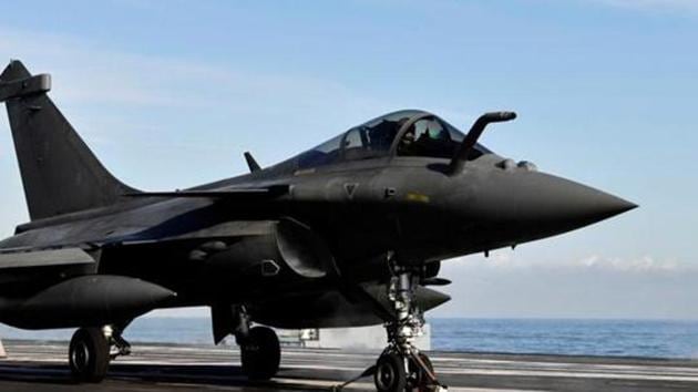 The revelation that the Prime Minister’s Office was involved in parallel negotiations over the Rafale deal has excited furious press and political interest(REUTERS) The revelation that the Prime Minister’s Office was involved in parallel negotiations over the Rafale deal has excited furious press and political interest(REUTERS)