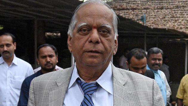 File photo of DS Kulkarni at the Economic Offences Wing (EOW) in Pune. (Pratham Gokhale/HT Photo) File photo of DS Kulkarni at the Economic Offences Wing (EOW) in Pune. (Pratham Gokhale/HT Photo)