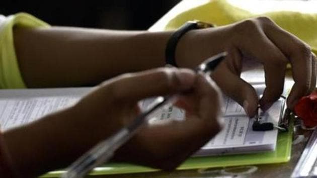 Indian Navy 2019 Admit card : Candidates who have applied for the exam can download their Indian Navy sailor exam admit card from the official website after they are released.(Hindustan Times) Indian Navy 2019 Admit card : Candidates who have applied for the exam can download their Indian Navy sailor exam admit card from the official website after they are released.(Hindustan Times)
