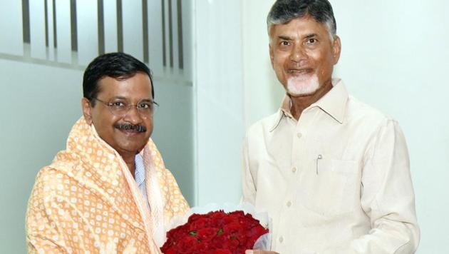 Delhi chief minister Arvind Kejriwal with his Andhra Pradesh counterpart N Chandrababu Naidu in Amravati on Monday. (HT PHOTO) Delhi chief minister Arvind Kejriwal with his Andhra Pradesh counterpart N Chandrababu Naidu in Amravati on Monday. (HT PHOTO)