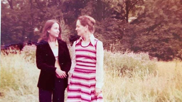 17-year-old Soni (left) with her mother in Birmingham.(HT Photo)