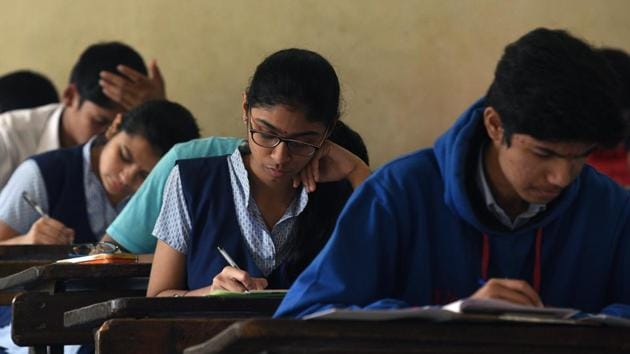 The higher secondary certificate exams have been scheduled between February 21, 2019 and March 20, 2019.(HT Photo) The higher secondary certificate exams have been scheduled between February 21, 2019 and March 20, 2019.(HT Photo)