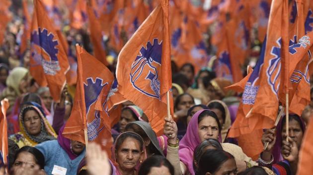 Bharatiya Mazdoor Sangh wants governmnent to declare pension fundamental right.. (Photo by Ravi Choudhary/ Hindustan Times)(Ravi Choudhary/HT PHOTO)