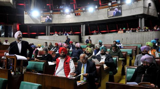 Punjab finance minister Manpreet Singh Badal presenting the budget at the Punjab Vidhan Sabha in Chandigarh on Monday.(HT Photo)