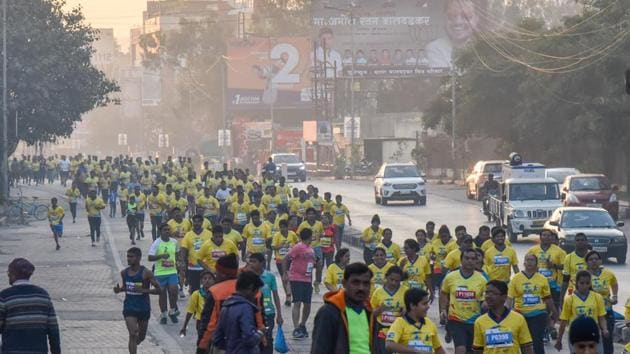 People across age groups were seen participating in the Lokmat Marathon on Sunday. (Sanket Wankhade/HT PHOTO) 