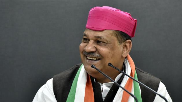Former BJP lawmaker Kirti Azad joined the Congress on Monday in presence of party president Rahul Gandhi. The 60-year-old was suspended from the BJP in 2015 for anti-party activities. Azad, a former cricketer who represented India, is likely to seek a ticket from Darbhanga constituency in Bihar. The constituency has traditionally seen a fight between the BJP and the Rashtriya Janata Dal (RJD). (Sonu Mehta / HT Photo)