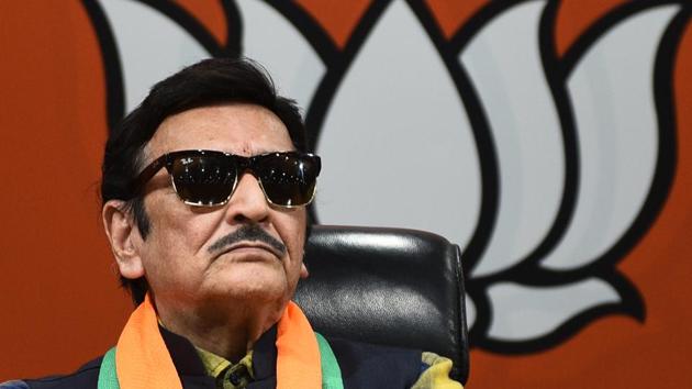 Actor Biswajit Chatterjee during an event to he joins Bharatiya Janata Party (BJP) at party HQ, in New Delhi.(Vipin Kumar/HT PHOTO) Actor Biswajit Chatterjee during an event to he joins Bharatiya Janata Party (BJP) at party HQ, in New Delhi.(Vipin Kumar/HT PHOTO)
