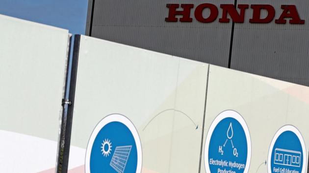 A Honda logo outside the carmaker’s manufacturing plant in Swindon, southwest England. (AFP Photo) A Honda logo outside the carmaker’s manufacturing plant in Swindon, southwest England. (AFP Photo)