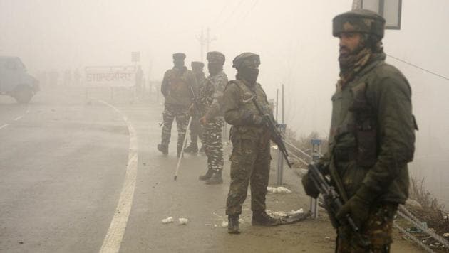 Tensions between India and Pakistan have increased since the February 14 suicide bomb attack at Pulwama in Kashmir that killed 40 troops. The bombing was claimed by Pakistan-based Jaish-e-Mohammad.(HT Photo) Tensions between India and Pakistan have increased since the February 14 suicide bomb attack at Pulwama in Kashmir that killed 40 troops. The bombing was claimed by Pakistan-based Jaish-e-Mohammad.(HT Photo)