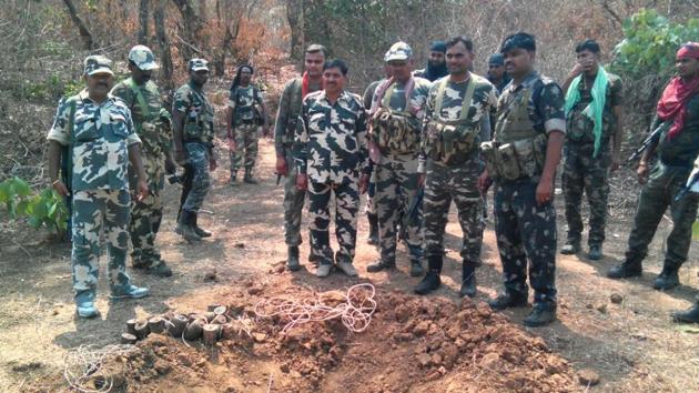 IED explosives seized by police during anti naxal operation at Manika in Latehar (File Photo) IED explosives seized by police during anti naxal operation at Manika in Latehar (File Photo)