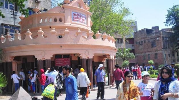 The well at Jallianwala Bagh in Amritsar in which people had jumped to escape the bullets fired by Gen Dyer’s troops on April 13, 1919. (HT Photo) The well at Jallianwala Bagh in Amritsar in which people had jumped to escape the bullets fired by Gen Dyer’s troops on April 13, 1919. (HT Photo)