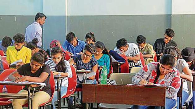 AAround 14,85,000 students had appeared for the HSC exams in the state in 2018. (HT FILE PHOTO) AAround 14,85,000 students had appeared for the HSC exams in the state in 2018. (HT FILE PHOTO)