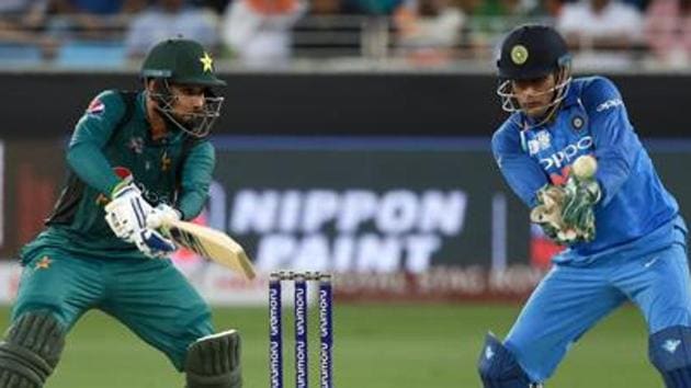 File image of India wicket-keeper MS Dhoni in action against Pakistan.(AFP)