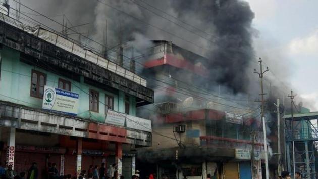 Protesters also damaged two police stations in Itanagar and Naharlagun (ANI) Protesters also damaged two police stations in Itanagar and Naharlagun (ANI)