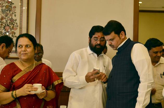 Chief minister Devendra Fadnavis at the customary tea party held on the eve of the budget session of the state assembly, in Malabar Hill on Sunday.(Bhushan Koyande/HT)