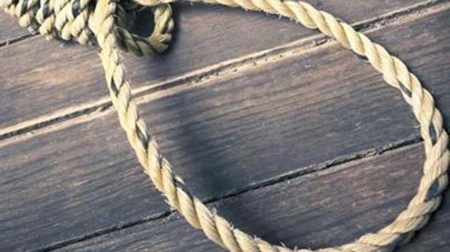 Retired engineer kills NRI daughter with iron rod, hangs self in Amritsar. (Representative photo)(HT File Photo) Retired engineer kills NRI daughter with iron rod, hangs self in Amritsar. (Representative photo)(HT File Photo)
