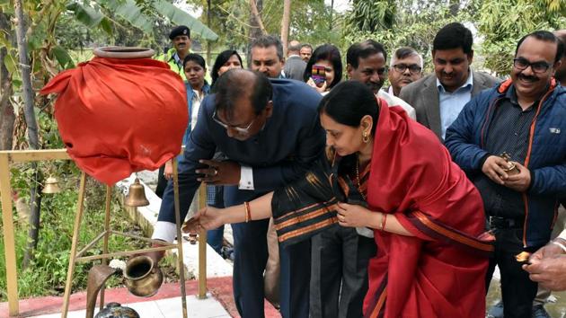 Newly appointed vice chancellor of Babasaheb Bhimrao Ambedkar University (BBAU), Lucknow, Dr Sanjay Singh chose to start his innings on the campus on a devotional note.(HT photo)