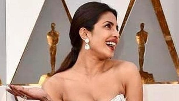 Oscars 2019 Priyanka Chopra shares her own fairytale red carpet moment before the ceremony Hollywood Hindustan Times