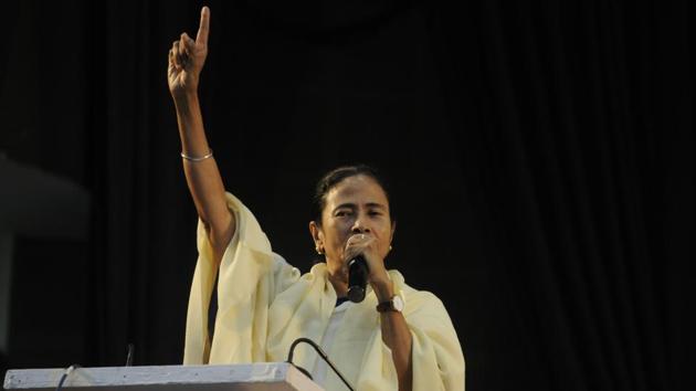 West Bengal chief minister Mamata Banerjee Monday alleged that though the Modi government had intelligence inputs about the Pulwama attack, it did not take any step as it was more keen on “playing politics over the dead bodies of jawans”. Banerjee, while addressing the Trinamool Congress’s extended core committee meeting in Kolkata, vowed to oust the “dictatorial Narendra Modi government” in the general elections. (Samir Jana / HT Photo) West Bengal chief minister Mamata Banerjee Monday alleged that though the Modi government had intelligence inputs about the Pulwama attack, it did not take any step as it was more keen on “playing politics over the dead bodies of jawans”. Banerjee, while addressing the Trinamool Congress’s extended core committee meeting in Kolkata, vowed to oust the “dictatorial Narendra Modi government” in the general elections. (Samir Jana / HT Photo)