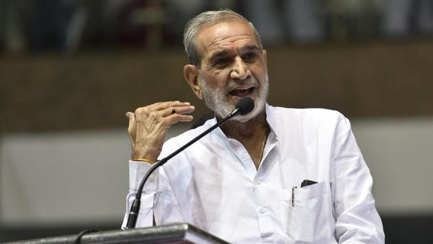 Supreme Court judge justice Sanjiv Khanna on Monday recused himself from hearing former Congress leader Sajjan Kumar’s appeal against his conviction and sentence in the 1984 anti-Sikh riots case. (Sanchit Khanna / HT Archive) Supreme Court judge justice Sanjiv Khanna on Monday recused himself from hearing former Congress leader Sajjan Kumar’s appeal against his conviction and sentence in the 1984 anti-Sikh riots case. (Sanchit Khanna / HT Archive)