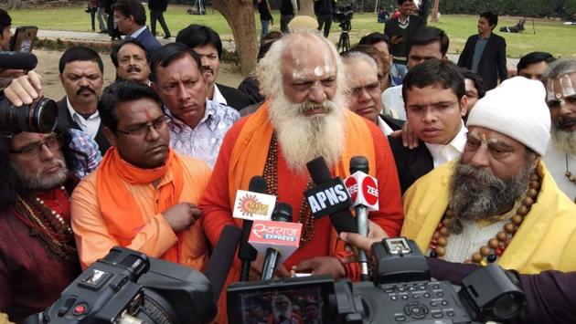 The Supreme Court today suggested mediation as a way to resolve the Ram Janmabhoomi-Babri Masjid land dispute, saying even if there is a 1% chance of an amicable resolution, it should be given a chance. The case is being heard by a Constitution bench of Chief Justice of India Ranjan Gogoi and justices SA Bobde, DY Chandrachud, Ashok Bhushan and Abdul Nazeer. (Biplov Bhuyan / HT Photo) The Supreme Court today suggested mediation as a way to resolve the Ram Janmabhoomi-Babri Masjid land dispute, saying even if there is a 1% chance of an amicable resolution, it should be given a chance. The case is being heard by a Constitution bench of Chief Justice of India Ranjan Gogoi and justices SA Bobde, DY Chandrachud, Ashok Bhushan and Abdul Nazeer. (Biplov Bhuyan / HT Photo)