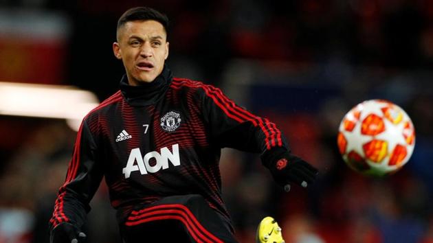 Manchester United's Alexis Sanchez during the warm up before the match. (REUTERS) Manchester United's Alexis Sanchez during the warm up before the match. (REUTERS)
