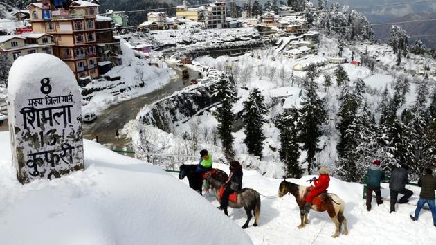 A view of snow covered mountains after fresh snowfall, at Kufri in February 2019.(Deepak Sansta/HT Photo) A view of snow covered mountains after fresh snowfall, at Kufri in February 2019.(Deepak Sansta/HT Photo)
