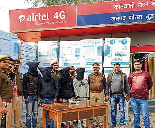 Four men were arrested on Wednesday night in Greater Noida for allegedly killing a truck driver on the Eastern Peripheral Expressway (EPE) during a heist and fleeing with his truck containing 120 air coolers.(Sourced)