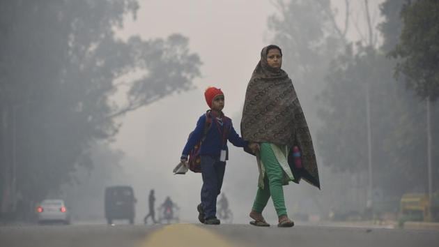 The disturbance made Wednesday the coldest late February day in at least seven years, IMD said, with day-time temperature dropping to 20 degrees Celsius, at least six degrees below normal.(Biplov Bhuyan/HT Photo) The disturbance made Wednesday the coldest late February day in at least seven years, IMD said, with day-time temperature dropping to 20 degrees Celsius, at least six degrees below normal.(Biplov Bhuyan/HT Photo)
