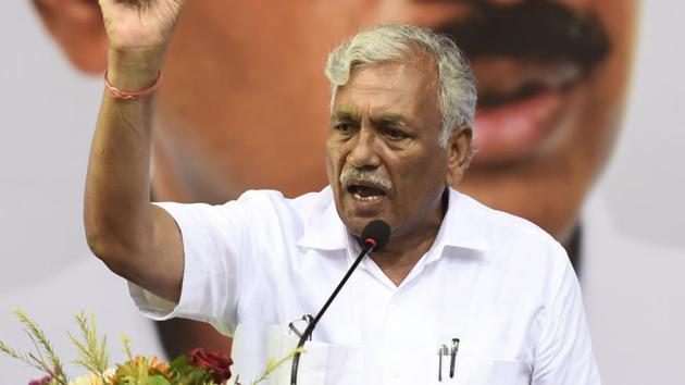 Delhi assembly speaker Ram Niwas Goel on Thursday formed a ‘special committee’ to investigate a proposal to issue video advertisements on the government’s achievements.(File Photo) Delhi assembly speaker Ram Niwas Goel on Thursday formed a ‘special committee’ to investigate a proposal to issue video advertisements on the government’s achievements.(File Photo)