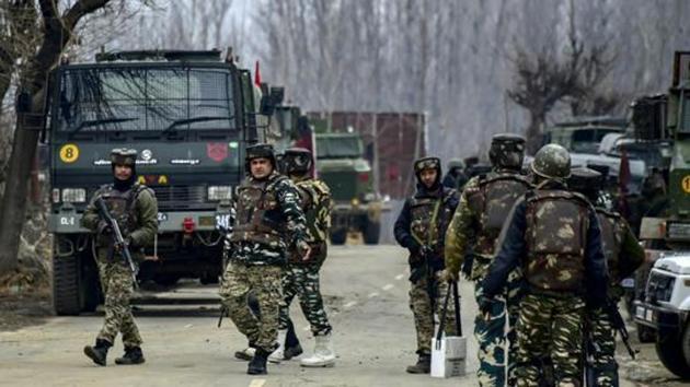 Three security personnel were killed on Friday in an encounter with militants in Kupwara district of Jammu and Kashmir.(AP)