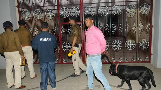 Bihar plans to ask the Supreme Court (SC) whether it should to keep the sexually abused inmates of a Muzaffarpur women’s shelter at the temporary homes to which they have been shifted.(HT PHOTO) Bihar plans to ask the Supreme Court (SC) whether it should to keep the sexually abused inmates of a Muzaffarpur women’s shelter at the temporary homes to which they have been shifted.(HT PHOTO)