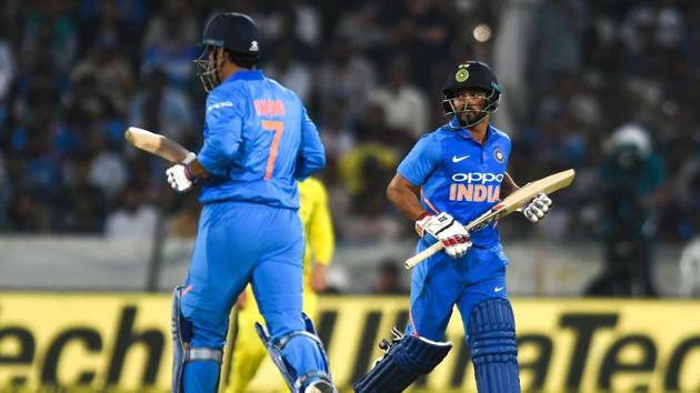 India Vs Australia 1st Odi In Hyderabad Highlights Dhoni Jadhav Take India To A 6 Wicket Win Cricket Hindustan Times