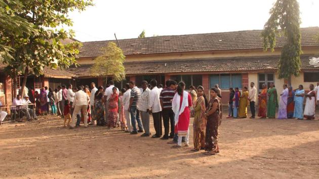 Out of the estimated 3.38 per cent youth population in Pune district between 18-19 years, barely 0.52 per cent voters are registered,” (HT) Out of the estimated 3.38 per cent youth population in Pune district between 18-19 years, barely 0.52 per cent voters are registered,” (HT)