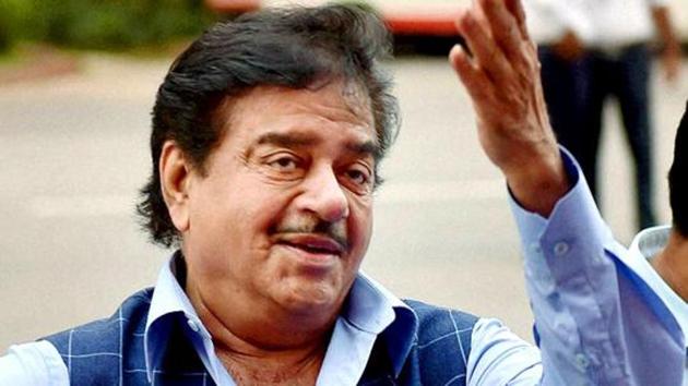 Notwithstanding his differences with the BJP, Shatrughan Sinha said Sunday he will not change his constituency in the coming Lok Sabha election. (PTI File Photo) Notwithstanding his differences with the BJP, Shatrughan Sinha said Sunday he will not change his constituency in the coming Lok Sabha election. (PTI File Photo)