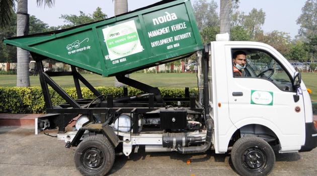 Door-to-door garbage collection services will start covering at least 22 more sectors in Noida by the coming week. By April end,. (Photo by Sunil Ghosh / Hindustan Times)(HT Photo)