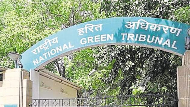 The National Green Tribunal (NGT) has directed the Central Pollution Control Board (CPCB), the Election Commission of India (ECI) and the Union environment ministry to consider whether to ban the use of campaigning materials made of plastic in the run-up to the Lok Sabha elections. . (Photo by Arvind Yadav/ Hindustan Times)(Hindustan Times)