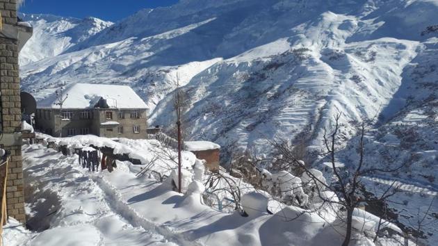 With annual exams of Class 10 and Class 12 set to begin on March 6, the Himachal Pradesh Board of School Education has sought Air Force help to deliver question papers in snowbound areas Chamba and Lahaul-Spiti districts. The papers have been sent to the collection centres and will be airlifted to exam centres in Pangi valley of Chamba and Lahual-Spiti district. (ANI) With annual exams of Class 10 and Class 12 set to begin on March 6, the Himachal Pradesh Board of School Education has sought Air Force help to deliver question papers in snowbound areas Chamba and Lahaul-Spiti districts. The papers have been sent to the collection centres and will be airlifted to exam centres in Pangi valley of Chamba and Lahual-Spiti district. (ANI)