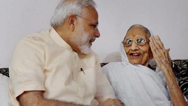 The prime minister, who is on a two-day visit of his home state, spent around 30 minutes with his mother and other family members on March 4.(PTI File Photo) The prime minister, who is on a two-day visit of his home state, spent around 30 minutes with his mother and other family members on March 4.(PTI File Photo)