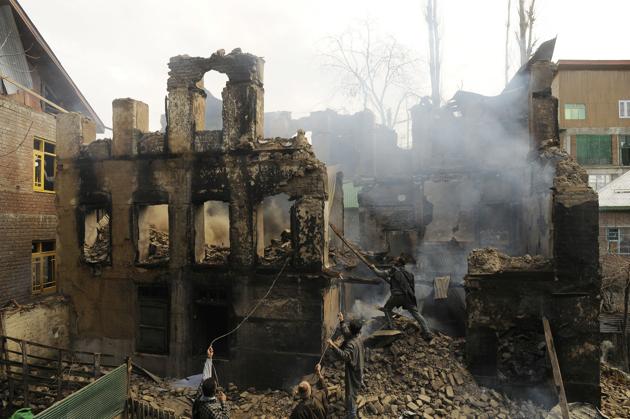 Security forces killed two militants in an encounter in Tral in Kashmir’s Pulwama district Tuesday morning, an army spokesperson said. The encounter had begun Monday evening when security forces launched a search operation in the area following a tip off. Authorities have suspended mobile Internet services in the town. (Waseem Andrabi / HT photo) Security forces killed two militants in an encounter in Tral in Kashmir’s Pulwama district Tuesday morning, an army spokesperson said. The encounter had begun Monday evening when security forces launched a search operation in the area following a tip off. Authorities have suspended mobile Internet services in the town. (Waseem Andrabi / HT photo)